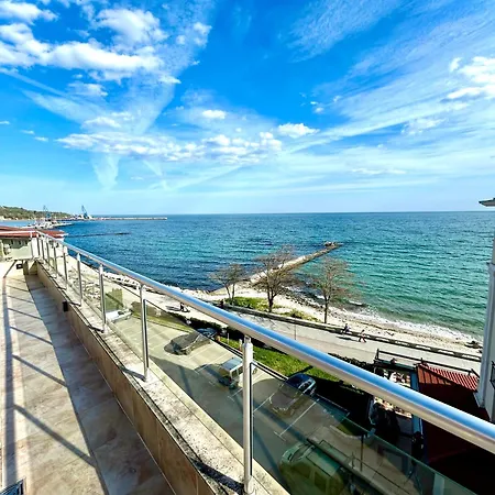 Lägenhet Princess View Penthouse Baltjik